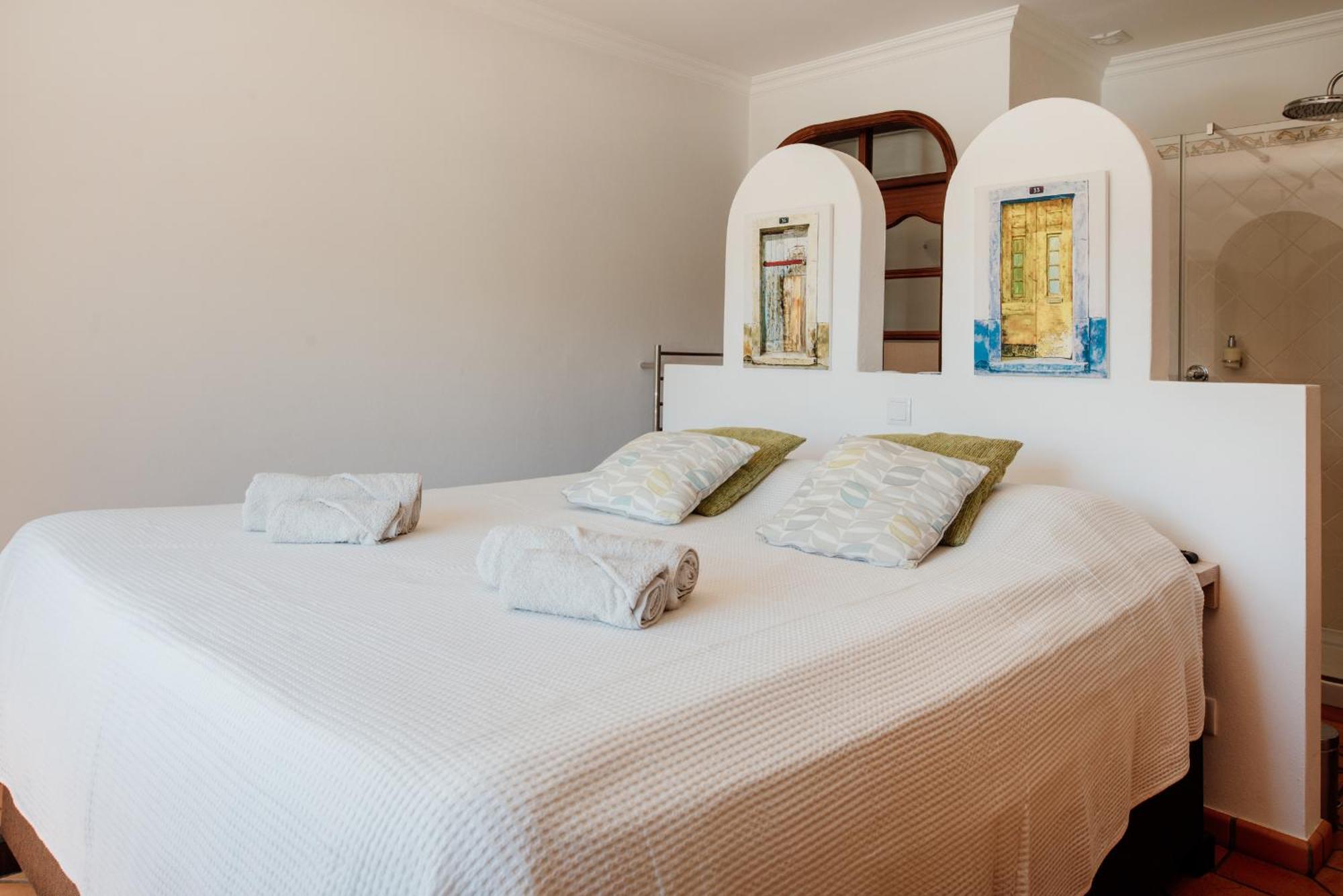 B&B Entrecolinas Paderne  Εξωτερικό φωτογραφία